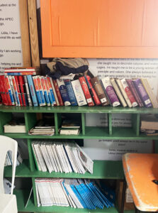 Libros y materiales para apoyar la educación infantil en República Dominicana.